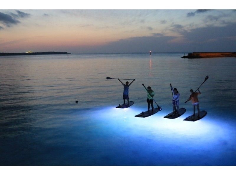 【沖縄・恩納村】幻想的なナイトSUP★夜の沖縄の海を楽しもう!