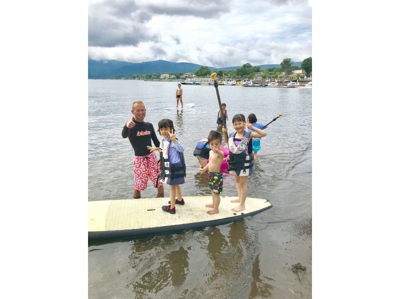 【北海道・SUP体験】透明度の高い支笏湖の湖面をクルージング!SUP体験(半日コース)の画像