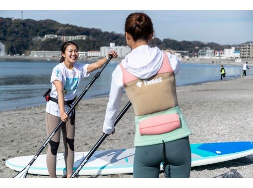 ★Beginners welcome [Shonan, Zushi, Beach Yoga & SUP] Bath towels provided, changing rooms with amenities, photo data gift ★Luxury yoga and SUP planの画像