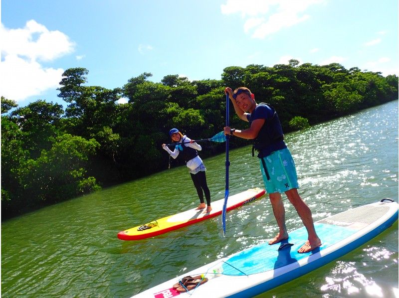 【沖縄・石垣島】1組限定貸切開催!島カフェランチ付き!SUP+川平湾グラスボート+トレッキング!