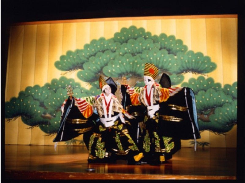 名店「玉ひで」で楽しむ　江戸から伝わる伝統芸能「八王子車人形」と人形町裏道さんぽ【14148】