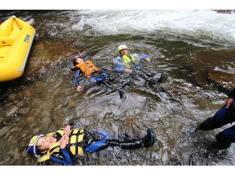 夏の川を遊びつくす 川狩り河童ツアー アクティビティジャパン