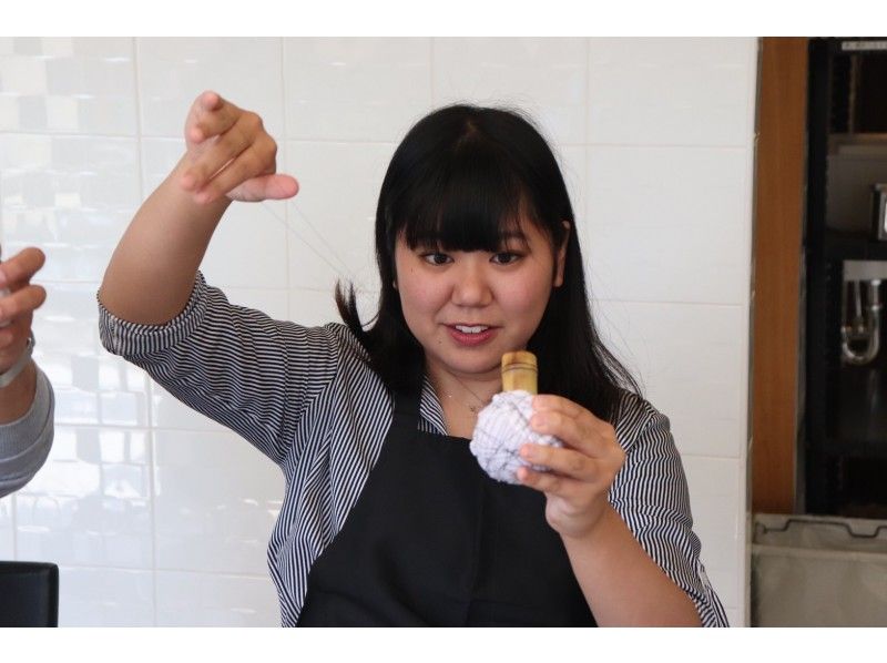 【京都・七条】楽しい♪　一輪挿し苔玉体験！