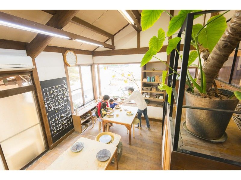 【京都】ショップ・カフェ・陶芸教室が融合。HOTOKIのろくろ体験