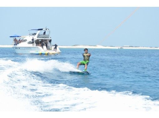 【沖縄・宜野湾】ウェイクボード体験★ジェットボートorジェットスキー	の画像