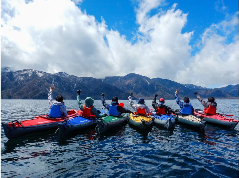 【北海道・SUP体験】透明度の高い支笏湖の湖面をクルージング！SUP体験（半日コース）の画像