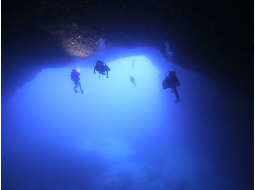 【沖縄・伊良部島】ファンダイブで伊良部島の地形を中心に美しい海を満喫！(最大３ダイブ)Cカード必須の画像
