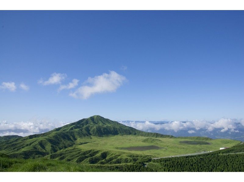 【熊本発着】くまもっと ロバの旅 世界最大級!阿蘇火口見学と草千里の絶景 お手軽コース