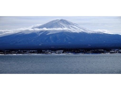 Mt.Fuji & Lake Kawaguchi 1 Day Bus Tour from Tokyoの画像