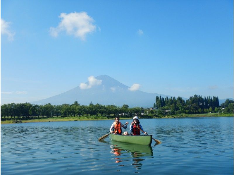 【河口湖】で早朝カヌー体験/カヌーを使って湖上散歩＆家族、友達、グループで思い出作りの旅