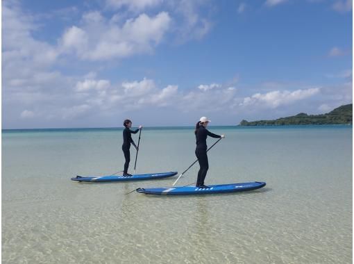 [Ishigaki Island 1-day plan] Relaxing SUP cruise + beach yoga. Completely private for one group!の画像