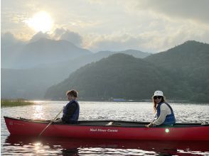 【山梨県・河口湖】春爛漫・濡れない河口湖カナディアンカヌー体験・サンセット90分コース・カヌーでで湖上散歩＆思い出作りの旅