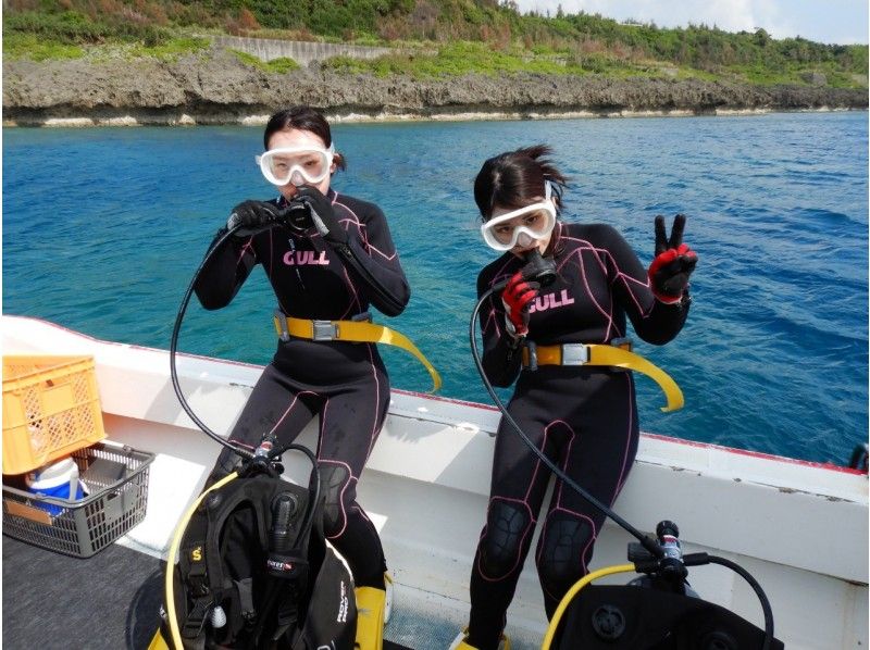 【沖縄・水納島・瀬底島】ボート体験ダイビング（２ダイブ）　午前１組限定 写真撮影プレゼント