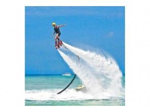 [Okinawa / Onna Village / Mid-Sea Road] A new sensation! Flyboard experience! !!の画像