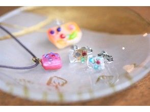 【福岡天神駅歩10分】2000円で手作りできるキラキラガラスのアクセサリー☆楽しいプチガラス工芸体験
