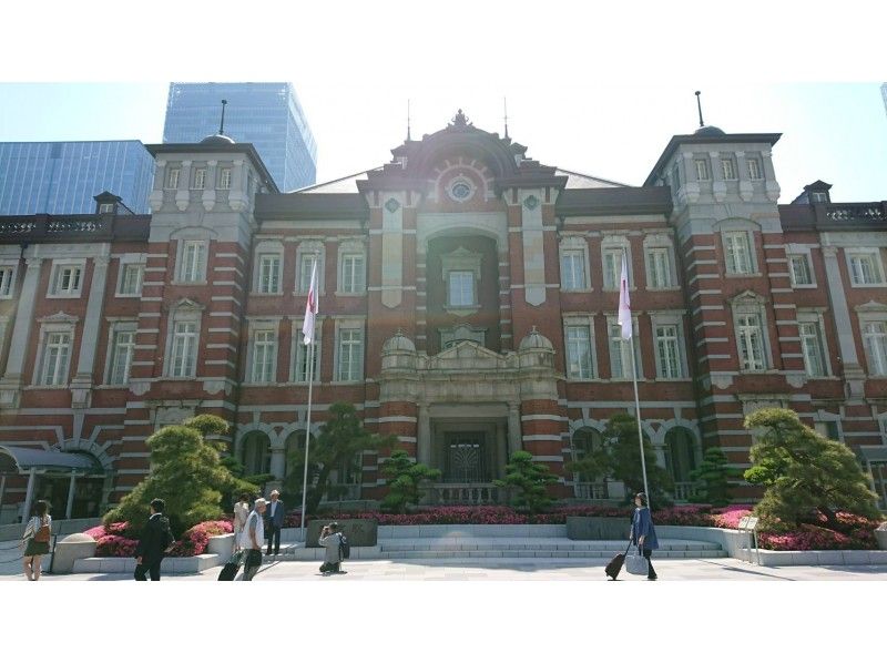 【東京】街の裏側案内ガイドと歩けば何かが違う!? 知ってるつもりの東京さんぽ ~東京駅界隈編90分~
