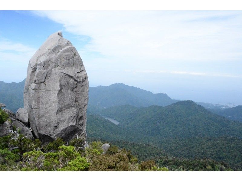 【鹿児島・屋久島】完全貸切ガイド！天を刺す巨岩に圧倒！太忠岳登山【１名様ＯＫ！】