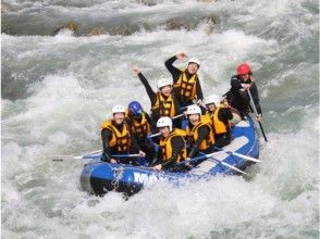 【富山・黒部川】4月25日～春の激流ラフティングツアー