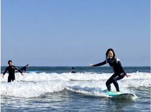 【宮崎青島】海まで徒歩1分！手ぶらでサーフィン体験コース！の画像