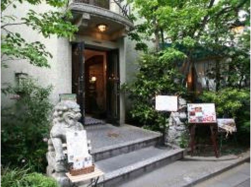 大人の隠れ家レストランで楽しむなつかしの昭和歌謡曲と気品あふれるフレンチランチコース【14939】