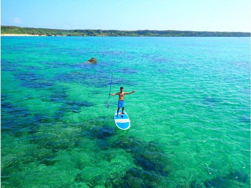 【沖縄・宮古島】世界レベルの海を体感！絶景ビーチで選べるSUP/カヌーツアー【写真データ無料】