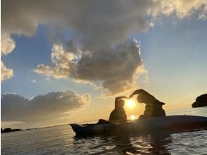 Sunset + Mangrove Kayak Tour [Group Discount] ★ Great value for groups of 4 or more! Free photos of popular tours for girls' trips! Conveniently located in the central part of the main island