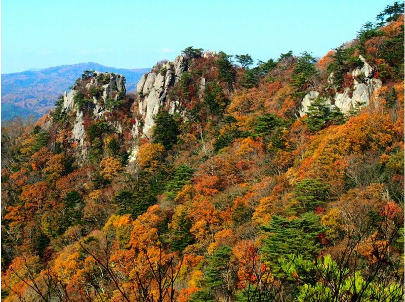 【福島県・いわき】10/26(土)出発限定 ふくしま百名山と二ッ箭山登山と野菜収穫体験 バスツアー