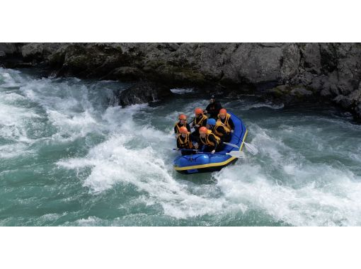 [Kumamoto's royal road] Kuma River rafting GoPro tour with photo video [Afternoon course]の画像