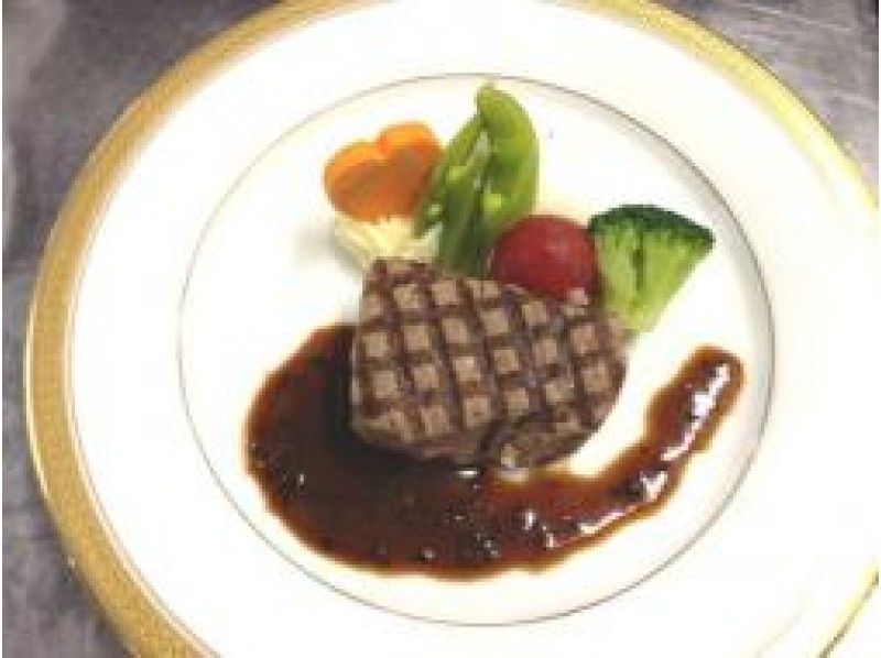 日比谷公園内の緑あふれる老舗レストラン「松本楼」で楽しむ情熱のアルゼンチンタンゴ【15097】