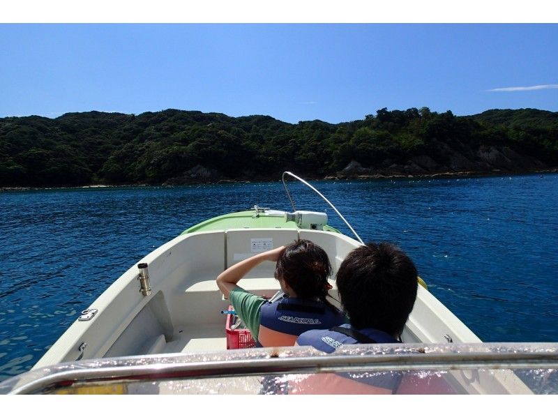 【高知・土佐清水】船で行く プレミアムビーチでゆったりシュノーケル