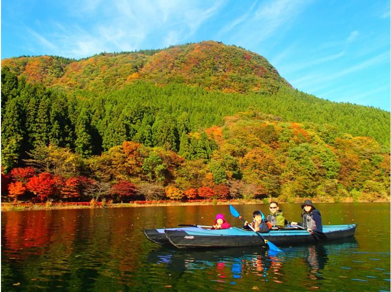 【軽井沢／信州長野・関東群馬】秋のカヌーカヤック体験　☆紅葉の絶景☆軽井沢近くで外遊び