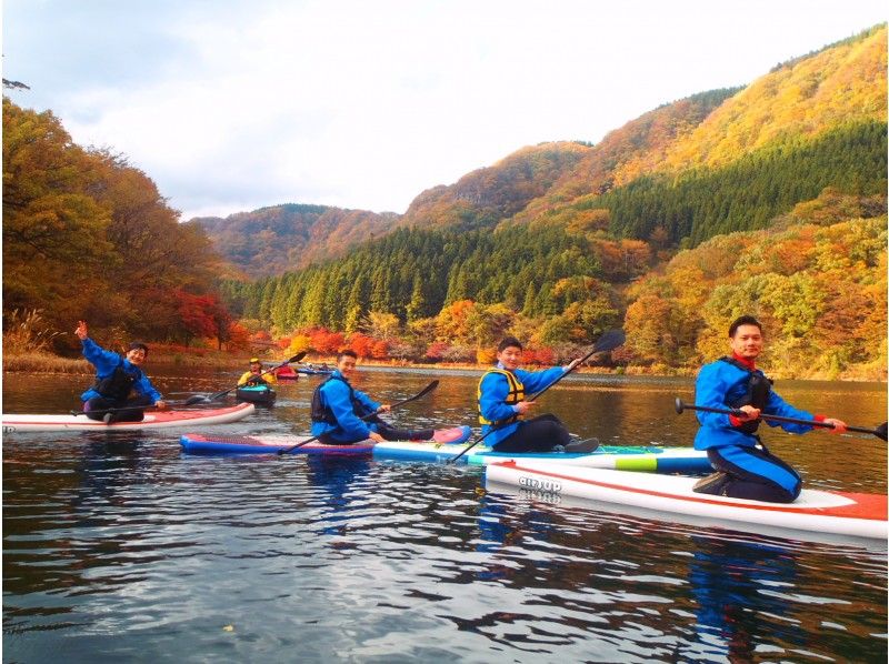 【軽井沢／信州長野・関東群馬】秋のお手軽レイクSUP体験　☆紅葉の絶景☆自然体験レジャー