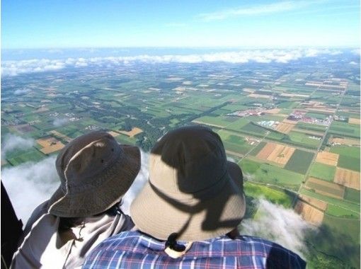 [Hokkaido Tokachi aerial walk in the Tokachi Plain! Hot-air balloon free flight experienceの画像