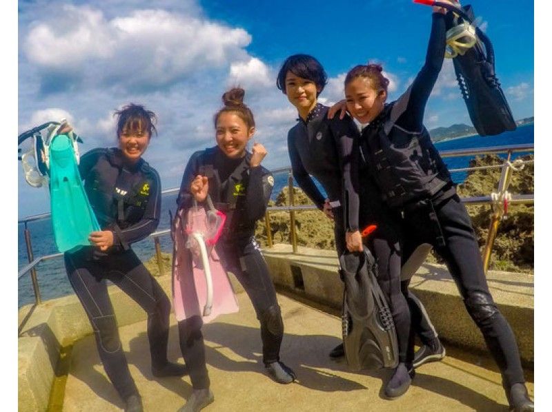 【沖縄・青の洞窟・ビーチシュノーケリング】☆初心者大歓迎☆完全貸切ツアーで沖縄の海を満喫‼︎