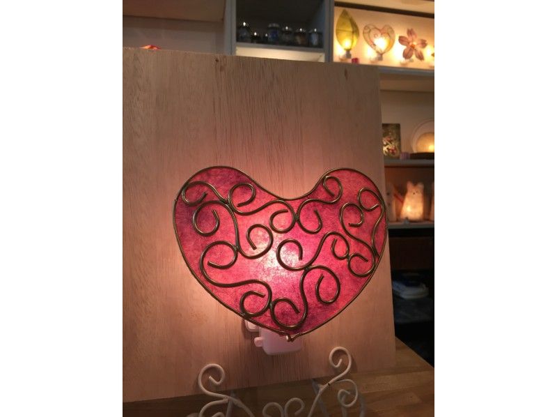 【東京・自由が丘】★手作り和紙ランプシェード★お部屋を優しい光で彩ります。和紙で作るハートランプ