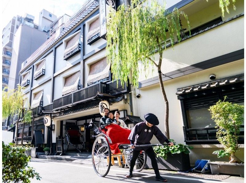 東京・浅草】空いた時間で浅草を楽しめます！人力車御乗車体験（15分