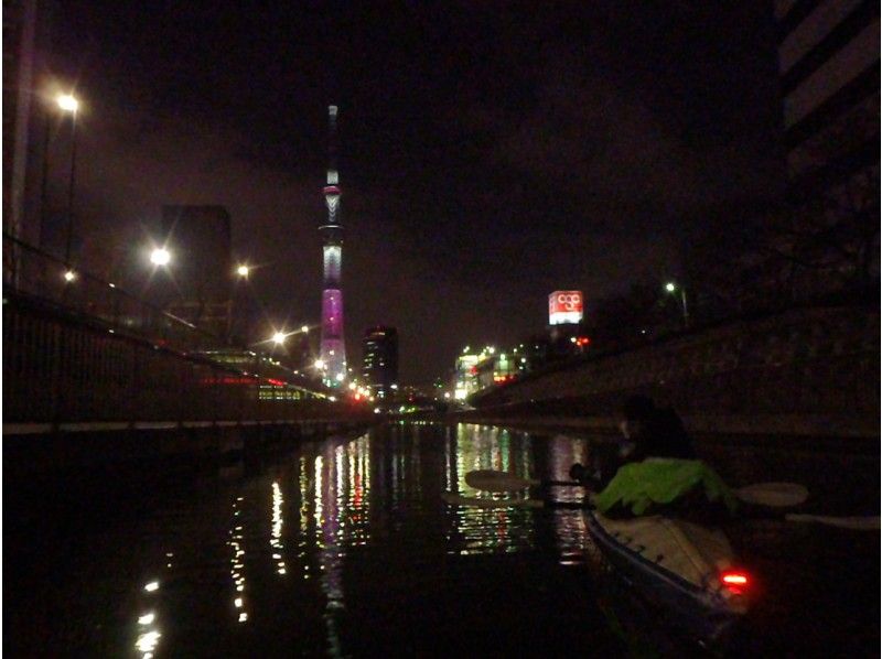 【東京】秋の夕焼け＆夜景・東京水路スカイツリー運河カヌーカヤック☆トワイライトクルーズ☆接近コース