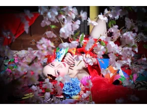 【新潟・新潟市】花魁体験～紅花boothでスタイル花魁 W～本格的なヘアメイクでスタジオ撮影！