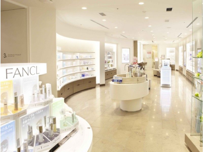 「クリスマスイルミネーション&ミニライブ」見学&憧れの帝国ホテルフレンチランチコース【15445】