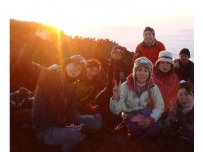 【静岡・富士山】『富士登山ツアー2026・スタンダードプラン』少人数制（3~10名様!!）《2026/7/10～9/10開催》