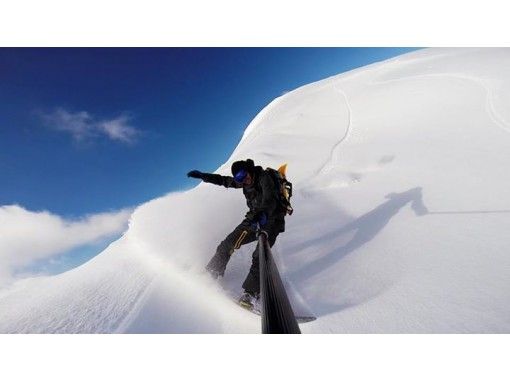[Hiroshima/ Nishi Ward] Enjoy powder snow that cannot be experienced on the slopes! Backcountry half-day tour!の画像