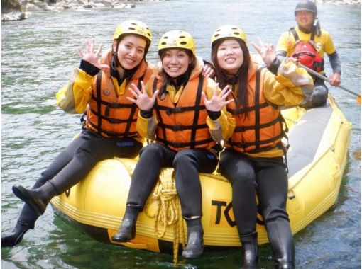 [Shikoku/Yoshino River] Yoshinogawa Rafting Kochi Rapids Oboke Short Course OK for junior high school students Free photo gift!の画像