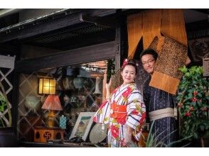 着物で紅葉名所をお散歩。抹茶と和菓子体験（和三盆型抜き）付き