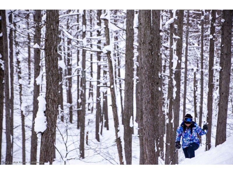 [มาดาระโคเก็น / ทะเลสาบโฮป] ประสบการณ์สโนว์กิจกรรมเดินหิมะ(Snowshoes)! เพลิดเพลินไปกับผงหิมะ! สนุกตั้งแต่เด็กไปจนถึงผู้ใหญ่!の紹介画像