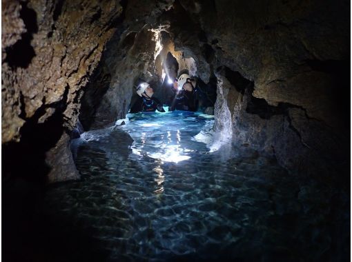 【奈良・川上村】洞窟で潜水！本格アドベンチャー！神秘の透明地下河川の最奥へ！奈良ケイブスイミングの画像