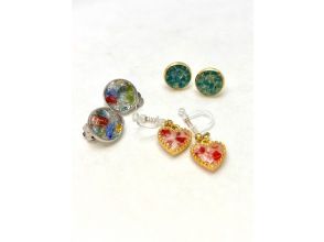 << Stores that can Use a coupon common to all regions Okinawa / Ishigaki island] Making original earrings and earrings packed with Ryukyu glass