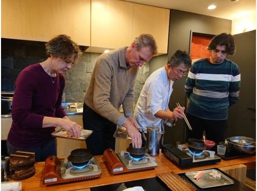 【미야기 현 이시 노마 키시】 일본 요리사의 마음을 아는. ~ 구입부터 요리까지 ~이 시노 마키 전통 음식 · 솥밥 요리 체험の画像