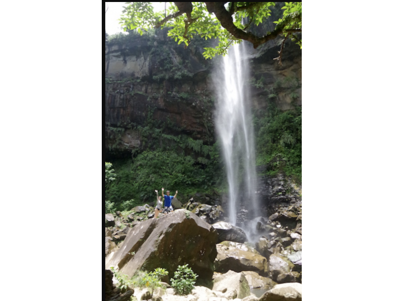 Pinaisara Waterfall Short Courseの紹介画像