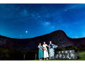 [Okinawa Nakijin Castle Ruins] <Starry sky photo and space walk> Each participant takes a photo with the stars in the background ☆ 彡 Spring sale underwayの画像