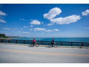 Spectacular cycling around Uruma City's underwater road and four remote islands (Henza Island, Hamahiga Island, Miyagi Island, Ikei Island)!